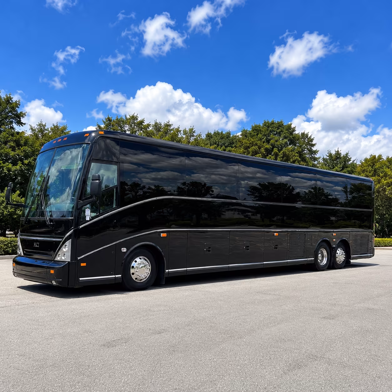 airport shuttle buses to fll and mia for your whole group