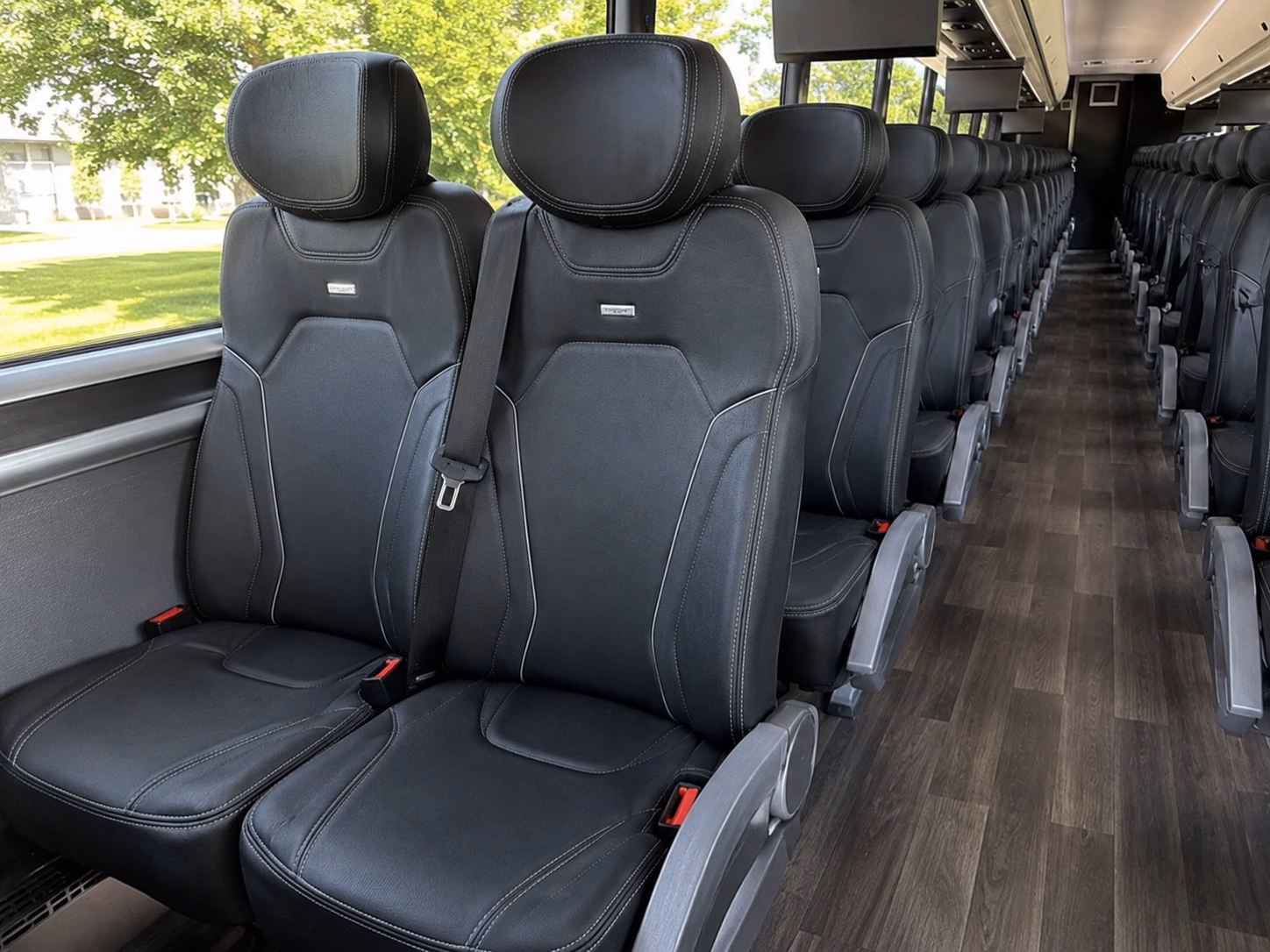 charter buses for weddings at flamingo gardens and south florida venues