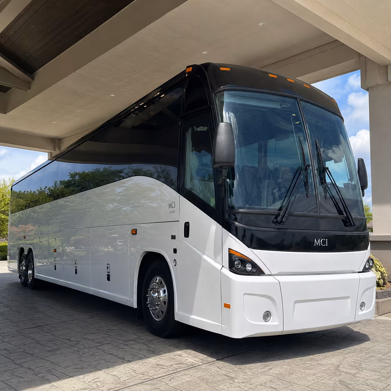 shuttle buses for miramar employees stuck on i 75 and miramar parkway